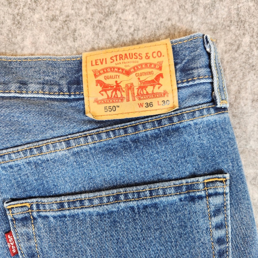 Levis 550 Lot 3 Relaxed Fit Jeans Men 36x30 Blue Tapered Leg Denim Casual Zip - Picture 6 of 16